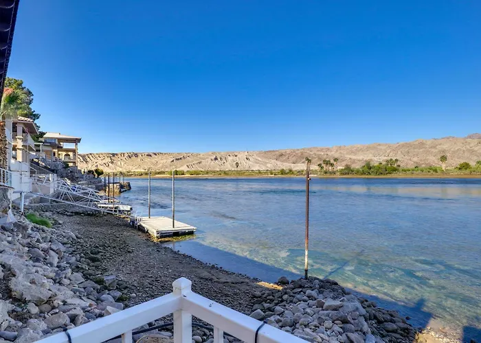 Holiday home Riverfront Bullhead House W/ Balcony!