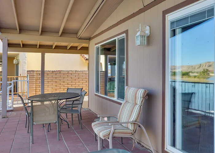 Holiday home Riverfront Bullhead House W/ Balcony!