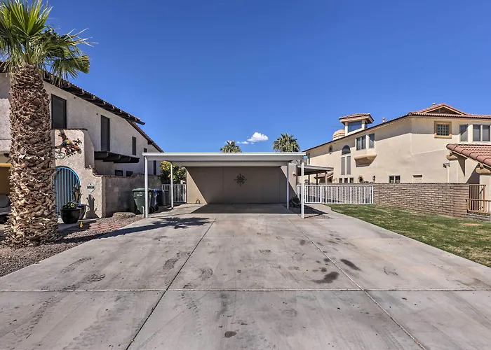 Holiday home Riverfront Bullhead House W/ Balcony! *