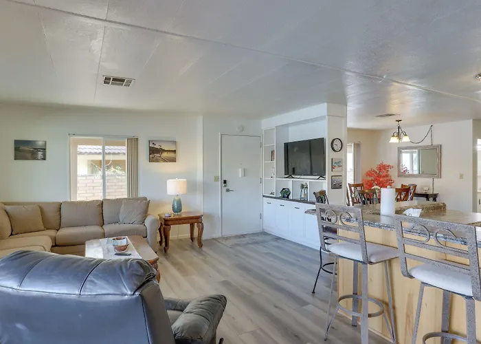Holiday home Riverfront Bullhead House W/ Balcony! Bullhead City